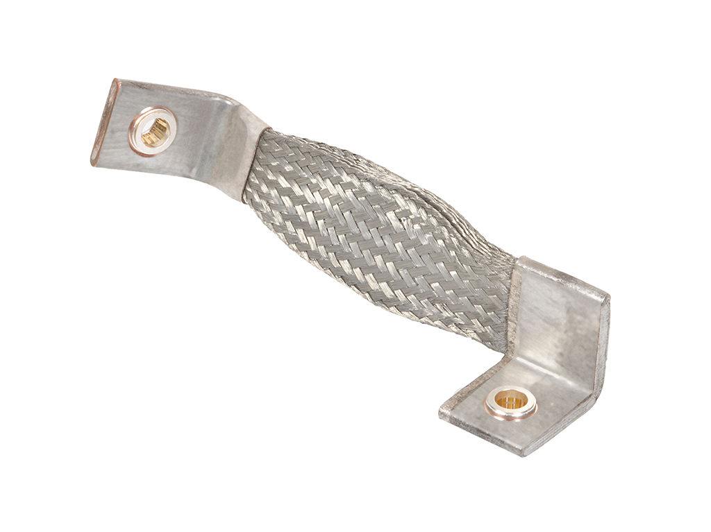 Molex flexible braided busbar with right-angle design and Sentrality socket.