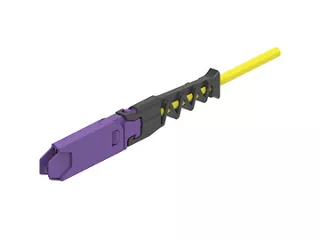 Molex 扩束连接器和电缆组件。