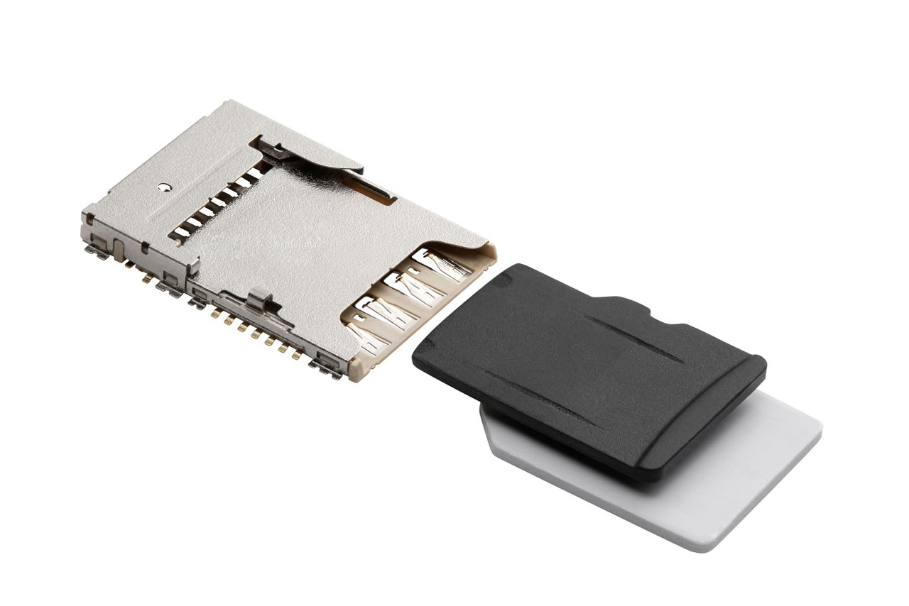 Card connector supports MicroSD and Nano SIM operation in one socket